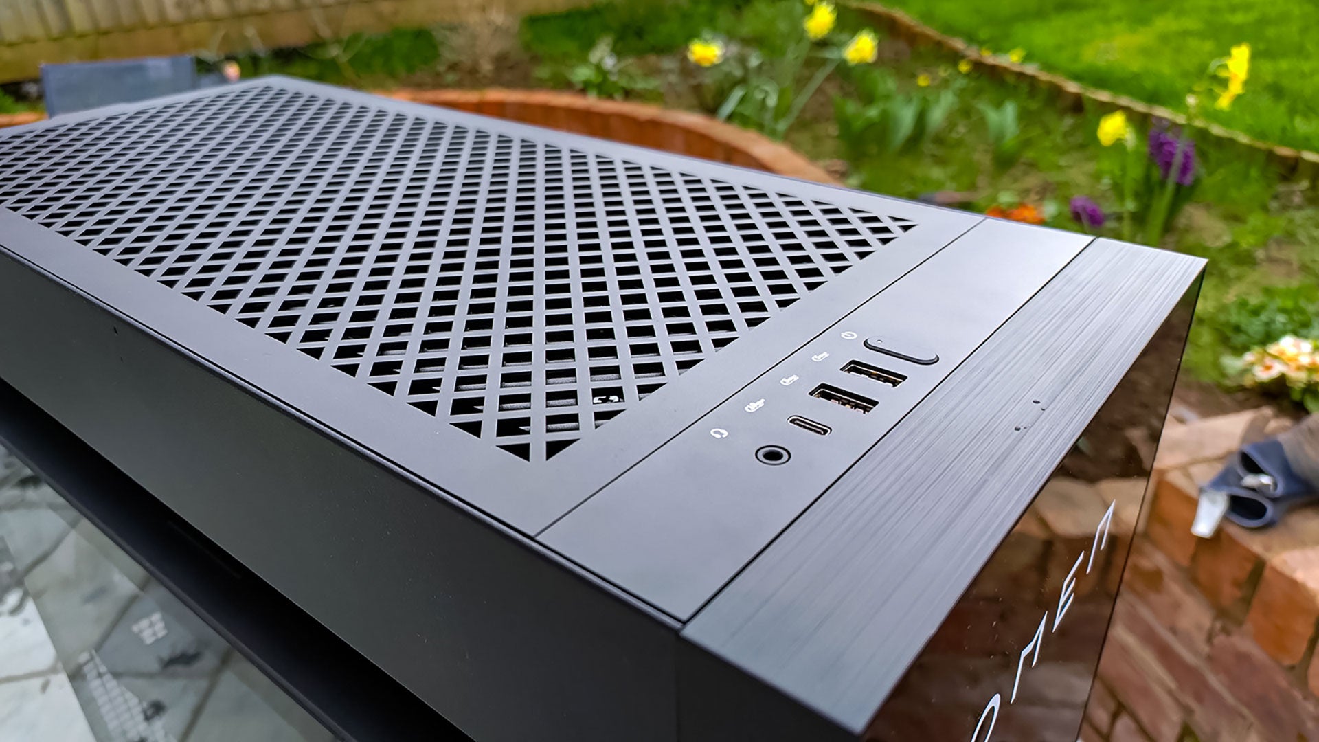 HP Omen Max 45L (2026) Review: Performa Gaming Terbaik Terungkap!